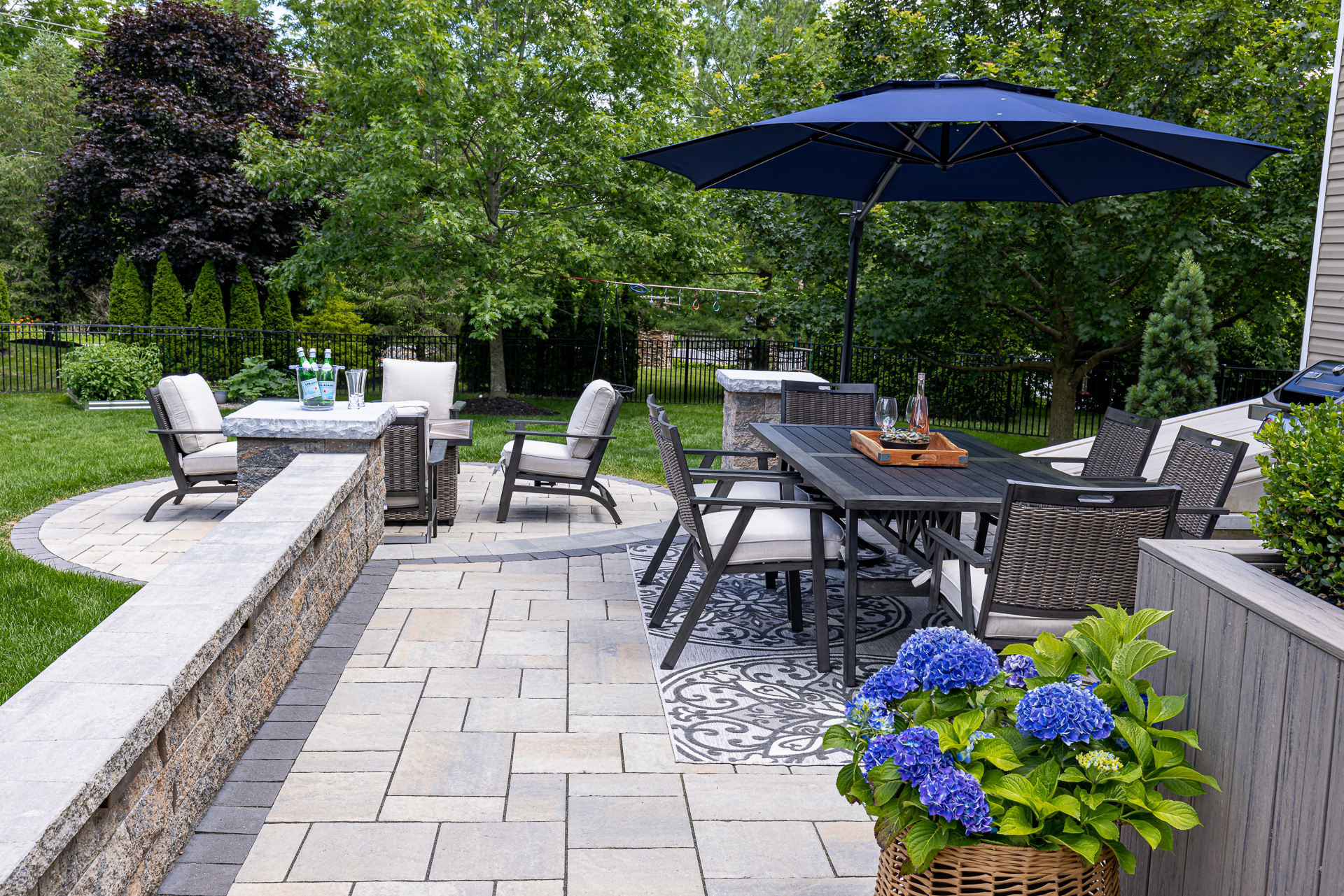 Read more about the article Building Your Ideal Outdoor Retreat with Paver Patios in Upper Nazareth and Forks Townships, PA